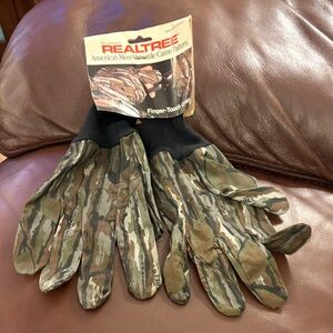 Realtree Camo Outdoor Gloves